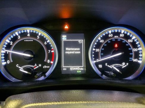 Used 2018 Toyota Highlander Limited AWD/4WD image 20