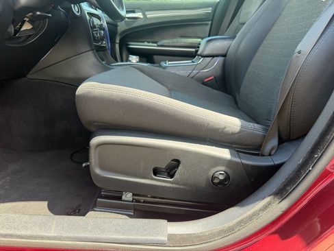 Used 2019 Chrysler 300 Touring w/ Sport Appearance Package RWD image 39