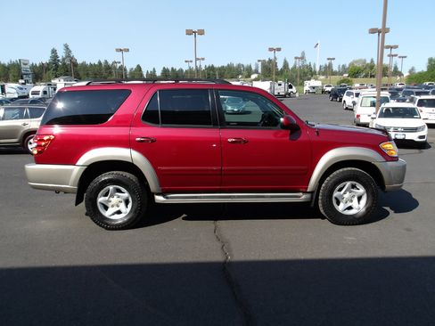 Used 2001 Toyota Sequoia SR5 image 6