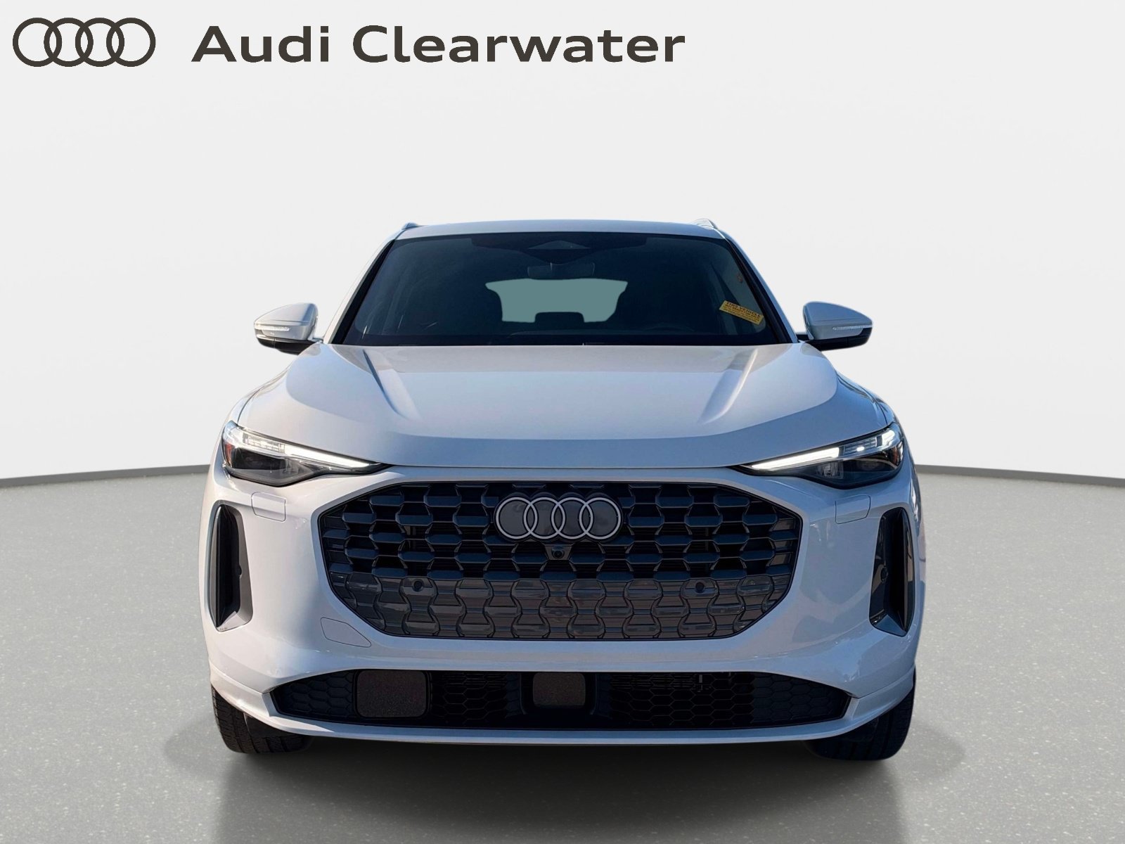 Used 2025 Audi Q5 Premium Plus w/ Premium Plus AWD/4WD image 5