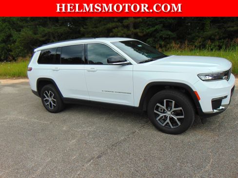 Certified 2024 Jeep Grand Cherokee L Limited image 10