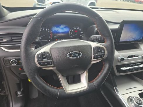 Used 2023 Ford Explorer Timberline image 10
