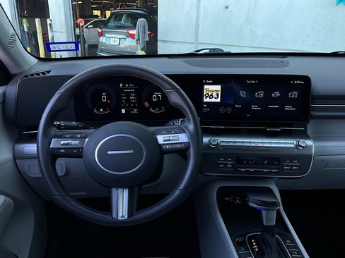 Used 2025 Hyundai Kona SEL image 14