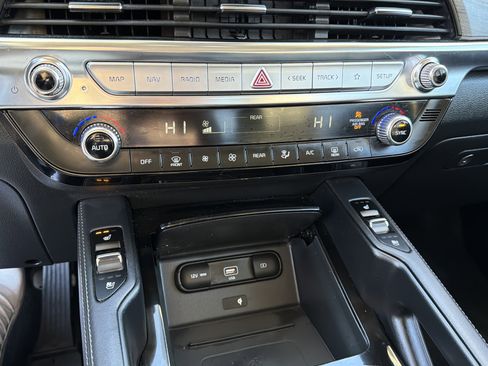 Used 2021 Kia Telluride EX w/ EX Premium Package image 32