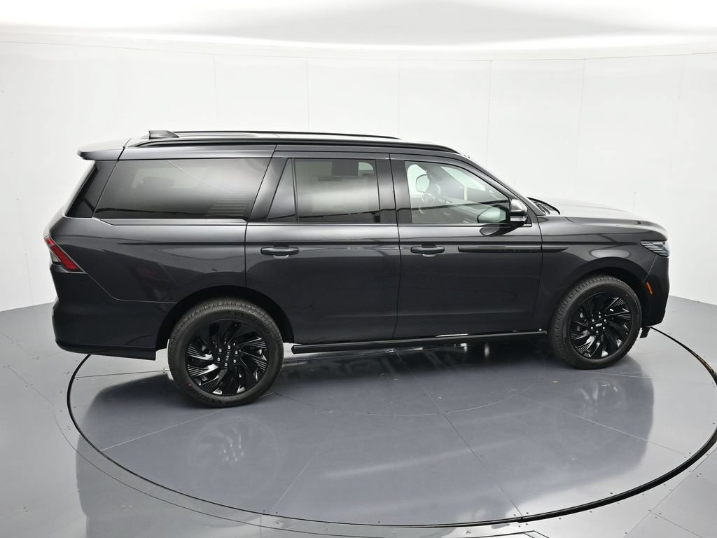 New 2026 Lincoln Navigator Reserve w/ Jet Appearance Package AWD/4WD image 33