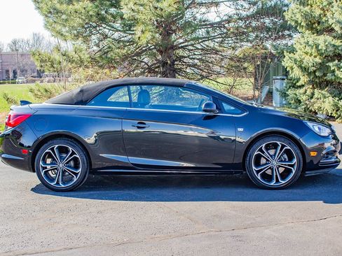 Used 2016 Buick Cascada Premium image 10