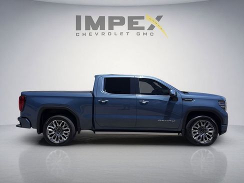 Used 2025 GMC Sierra 1500 Denali Ultimate AWD/4WD image 5