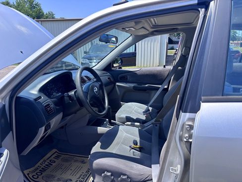 Used 2002 MAZDA Protege FWD image 10