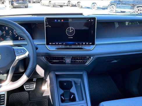 New 2026 Volkswagen Tiguan SE R-Line image 19