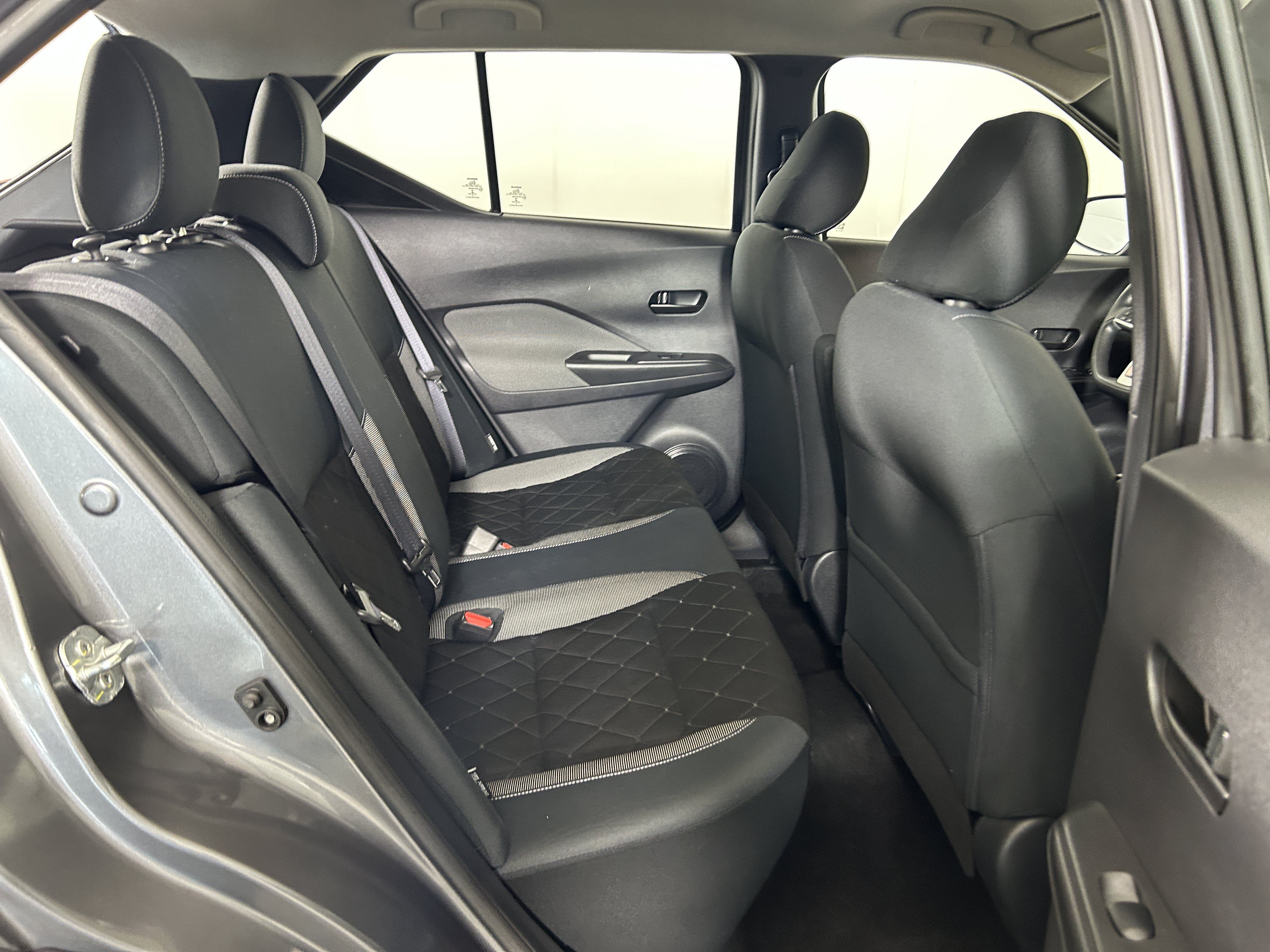 Used 2020 Nissan Kicks S FWD image 23