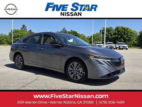 New 2026 Nissan Sentra SL w/ Floor Mat Package FWD image 1