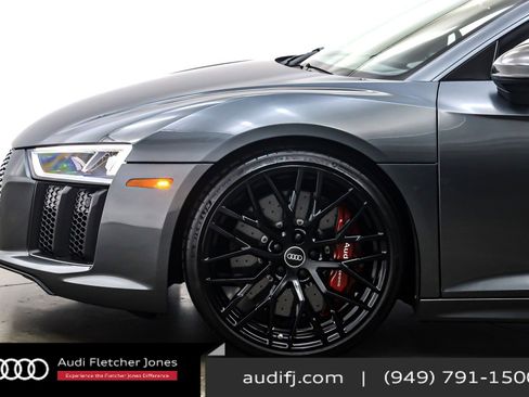 Used 2017 Audi R8 V10 plus image 10