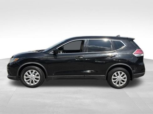 Used 2016 Nissan Rogue S FWD image 2