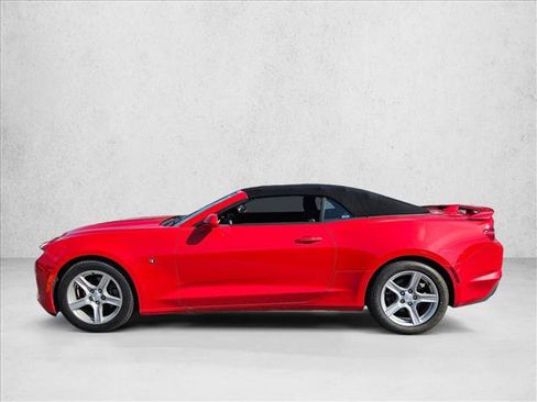 Used 2020 Chevrolet Camaro LT RWD image 6