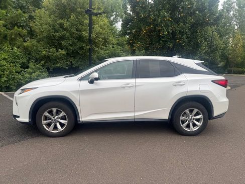 Used 2019 Lexus RX 350 AWD w/ Accessory Package image 2