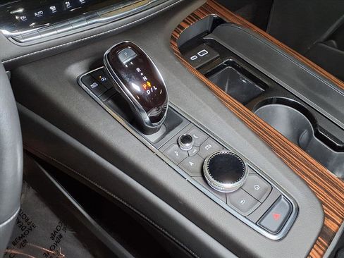 Certified 2023 Cadillac Escalade ESV Luxury image 6