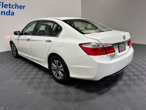 Used 2015 Honda Accord LX image 3