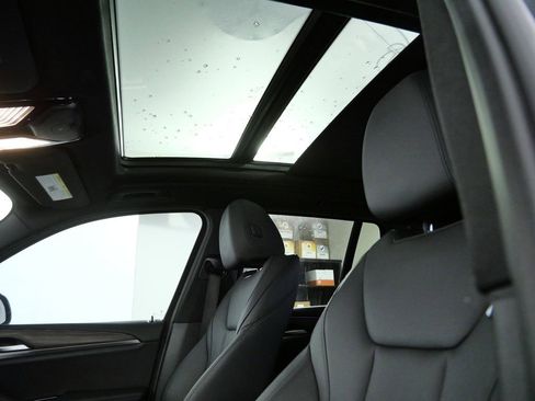 Used 2020 BMW X3 xDrive30i w/ Driving Assistance Package image 18