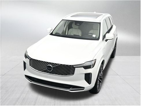 New 2026 Volvo XC90 T8 Ultra AWD/4WD image 21