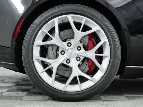 Used 2019 Aston Martin DB11 Coupe RWD image 34