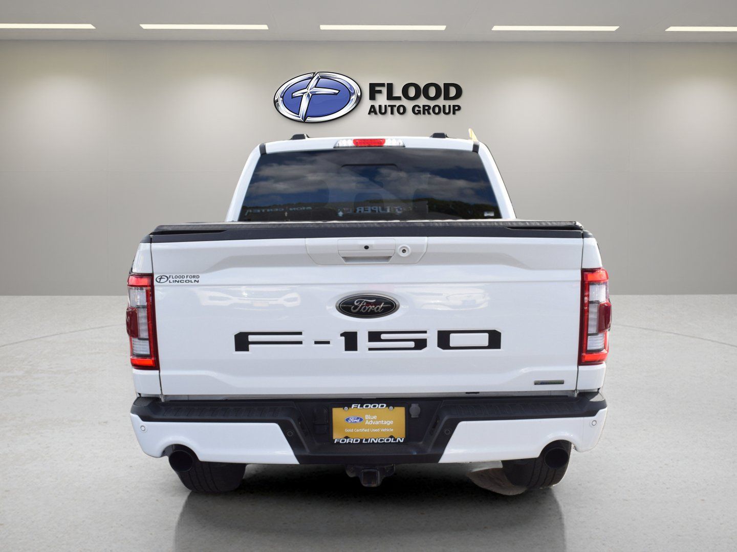 Used 2023 Ford F150 Lariat w/ Equipment Group 502A High AWD/4WD image 4