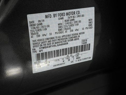 Used 2020 Ford Explorer Limited w/ Class III Trailer Tow Package image 40