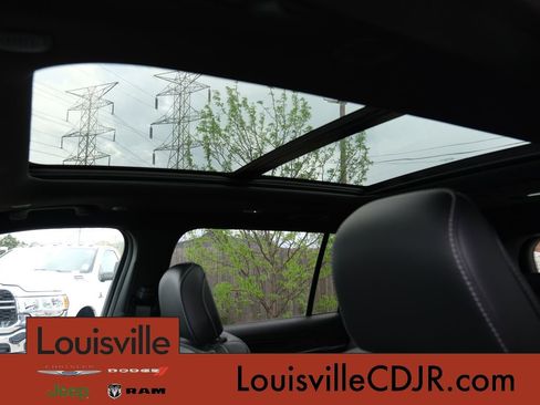 New 2026 Jeep Grand Cherokee L Limited AWD/4WD image 16