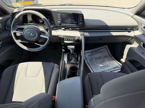 Certified 2023 Hyundai Elantra SEL FWD image 14