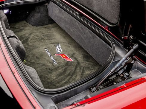 Used 2005 Chevrolet Corvette Convertible w/ Preferred Equipment Group image 66