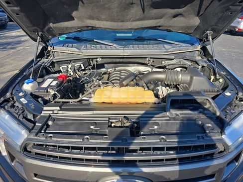 Used 2018 Ford F150 XLT w/ Equipment Group 302A Luxury AWD/4WD image 32
