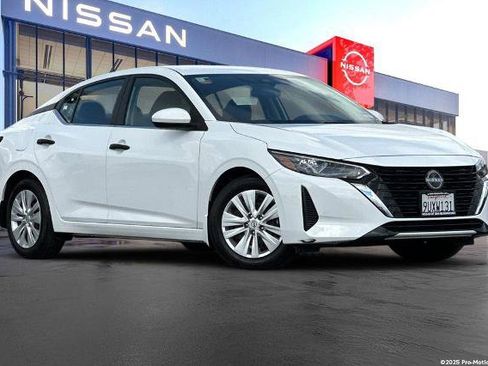 Certified 2025 Nissan Sentra S FWD image 1