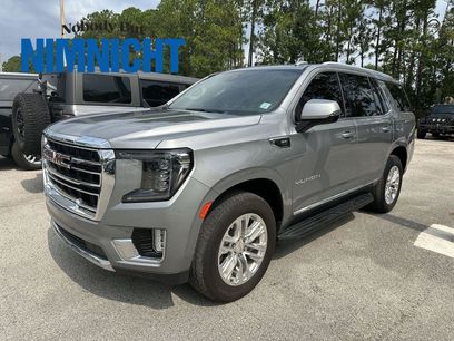 Used 2023 GMC Yukon SLT w/ SLT Premium Package
