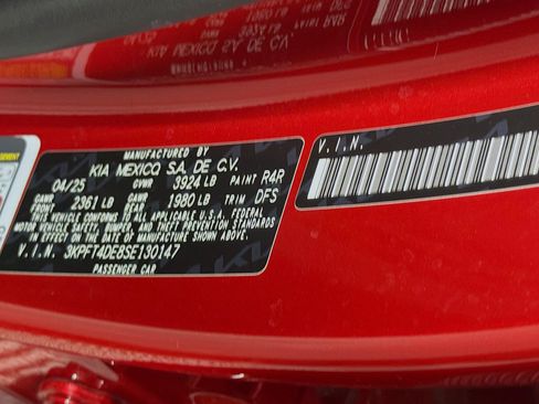 Used 2025 Kia K4 FWD image 12