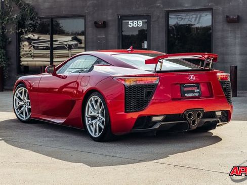 Used 2012 Lexus LFA RWD image 82