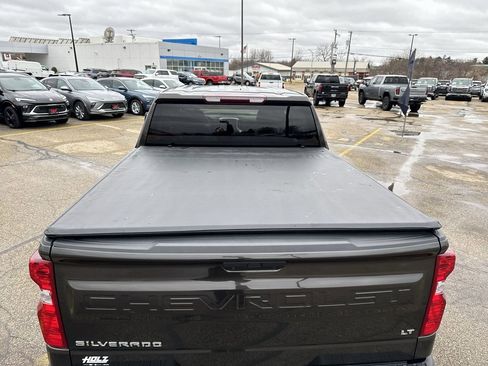 Certified 2022 Chevrolet Silverado 1500 LT w/ Z71 Off-Road Package image 6