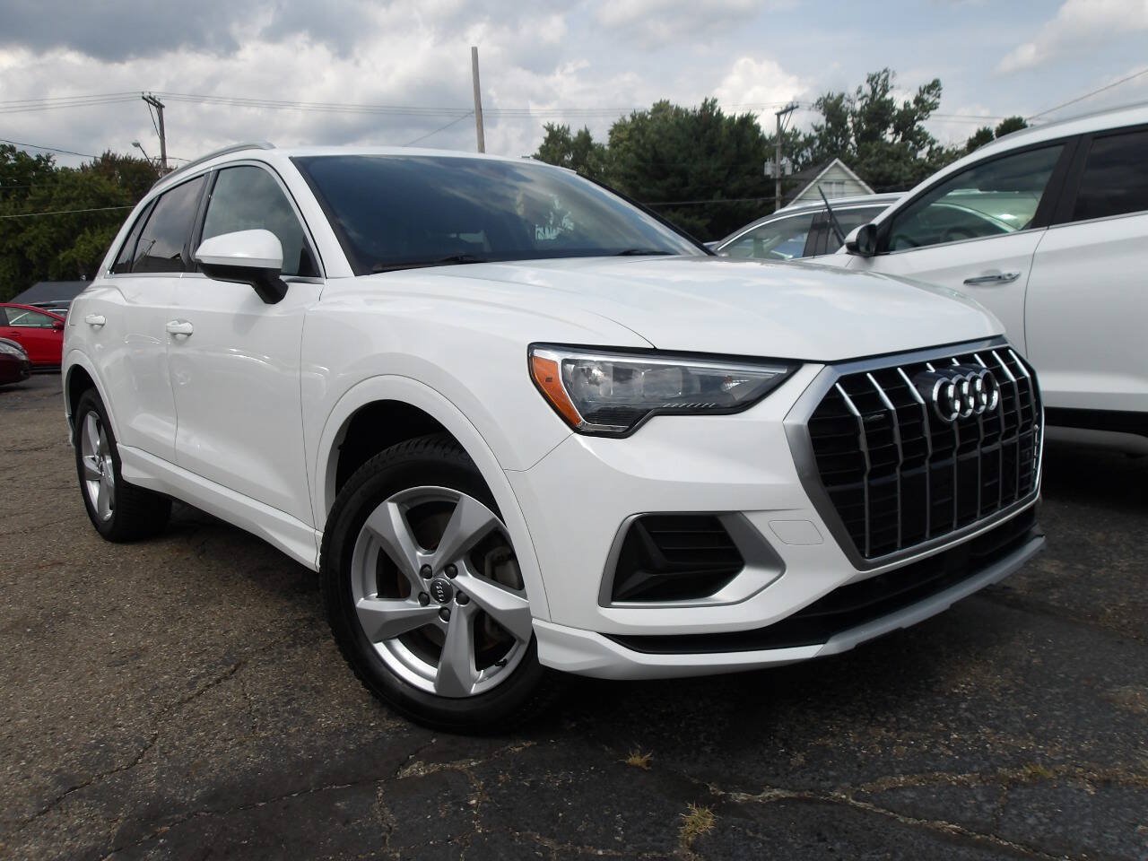 Used 2019 Audi Q3 2.0T Premium AWD/4WD image 7
