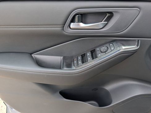 New 2026 Nissan Rogue SV AWD/4WD image 14