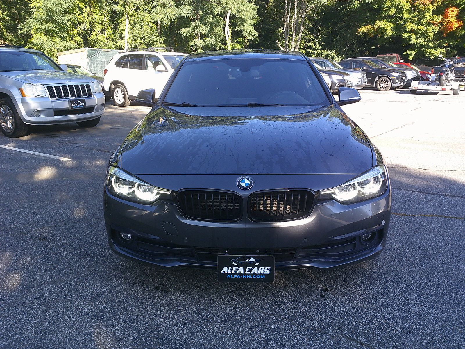 Used 2018 BMW 328d xDrive Sedan w/ Premium Package AWD/4WD image 2