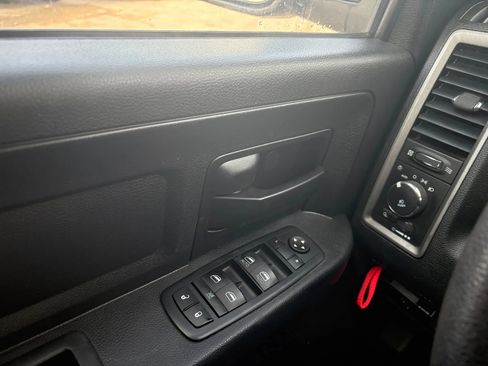 Used 2015 RAM 1500 Express w/ Black Ram 1500 Express Group image 23