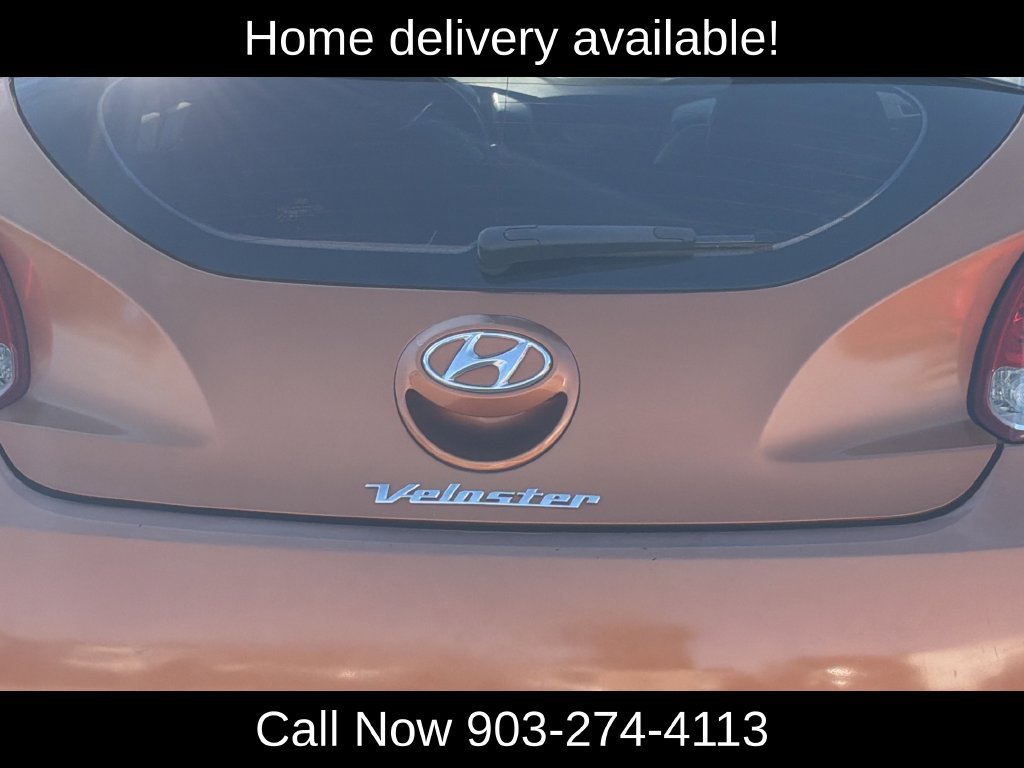 Used 2013 Hyundai Veloster w/ Style Pkg FWD image 8
