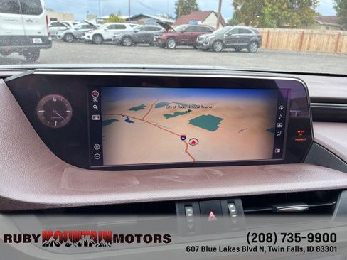 Used 2021 Lexus ES 300h w/ Premium Package FWD image 21
