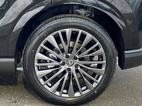New 2026 Lexus RX 450h AWD w/ Convenience Package image 9