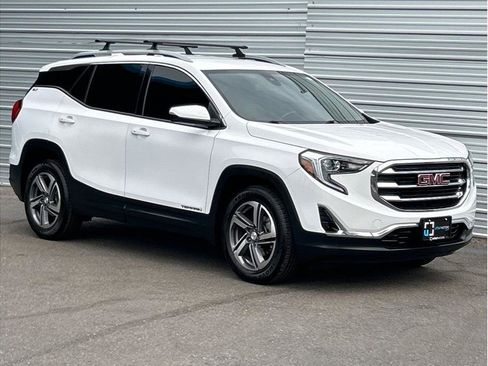 Used 2020 GMC Terrain SLT image 11