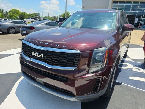 Used 2022 Kia Telluride LX FWD image 4
