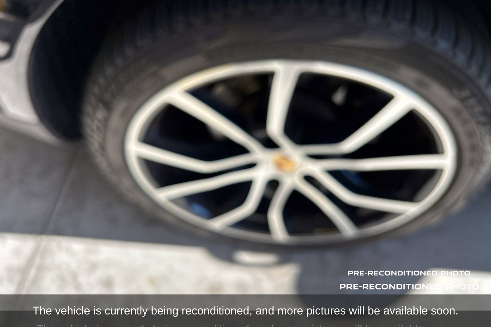 Used 2023 Porsche Cayenne S AWD/4WD image 19