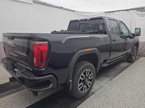 Used 2023 GMC Sierra 2500 AT4 w/ AT4 Premium Plus Package AWD/4WD image 2