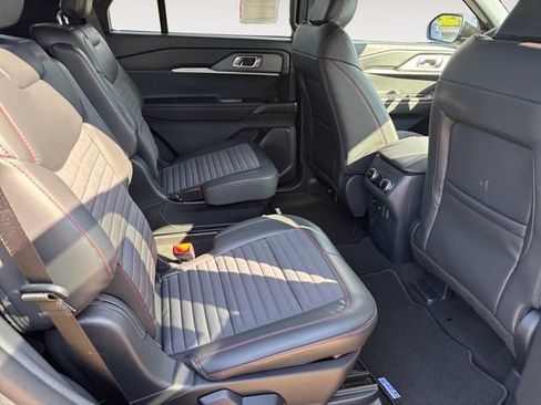 New 2026 Ford Explorer ST-Line AWD/4WD image 13