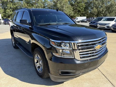 Used 2019 Chevrolet Tahoe LS w/ Enhanced Driver Alert Package image 7