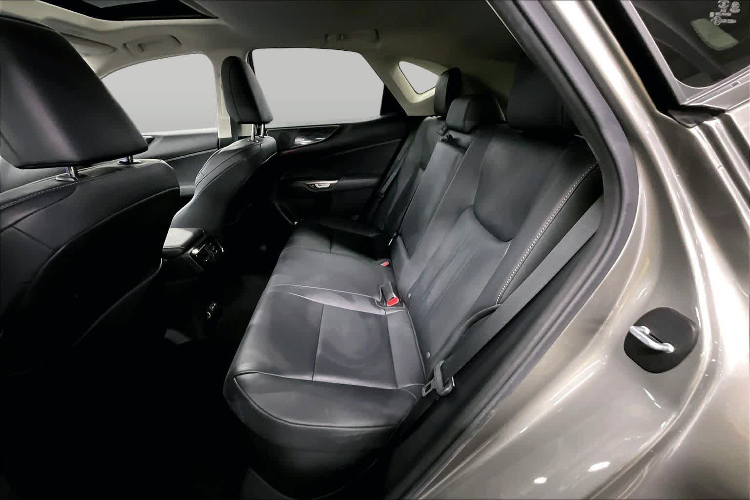 Used 2022 Lexus NX 350h AWD image 20