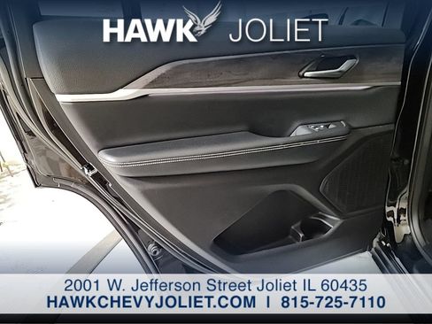 Used 2023 Jeep Grand Cherokee L Limited AWD/4WD image 23